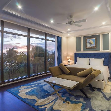 Radisson Blu Resort Phu Quoc Eksteriør bilde A bedroom at the hotel