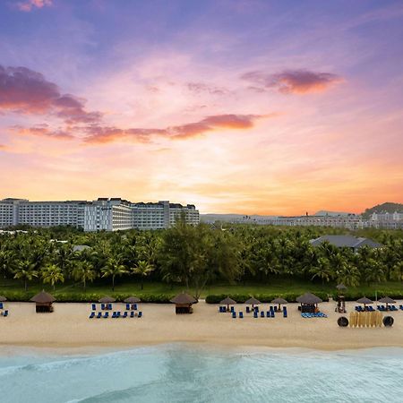 Radisson Blu Resort Phu Quoc Eksteriør bilde Hard Rock Hotel at Sentosa