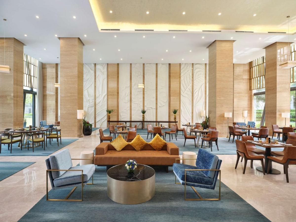 Radisson Blu Resort Phu Quoc Eksteriør bilde The lobby of the hotel